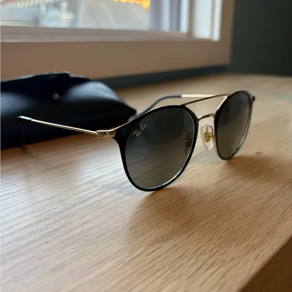 Ray-Ban Black and Gold Women's Sunglasses with Case - Picture 3 of 13